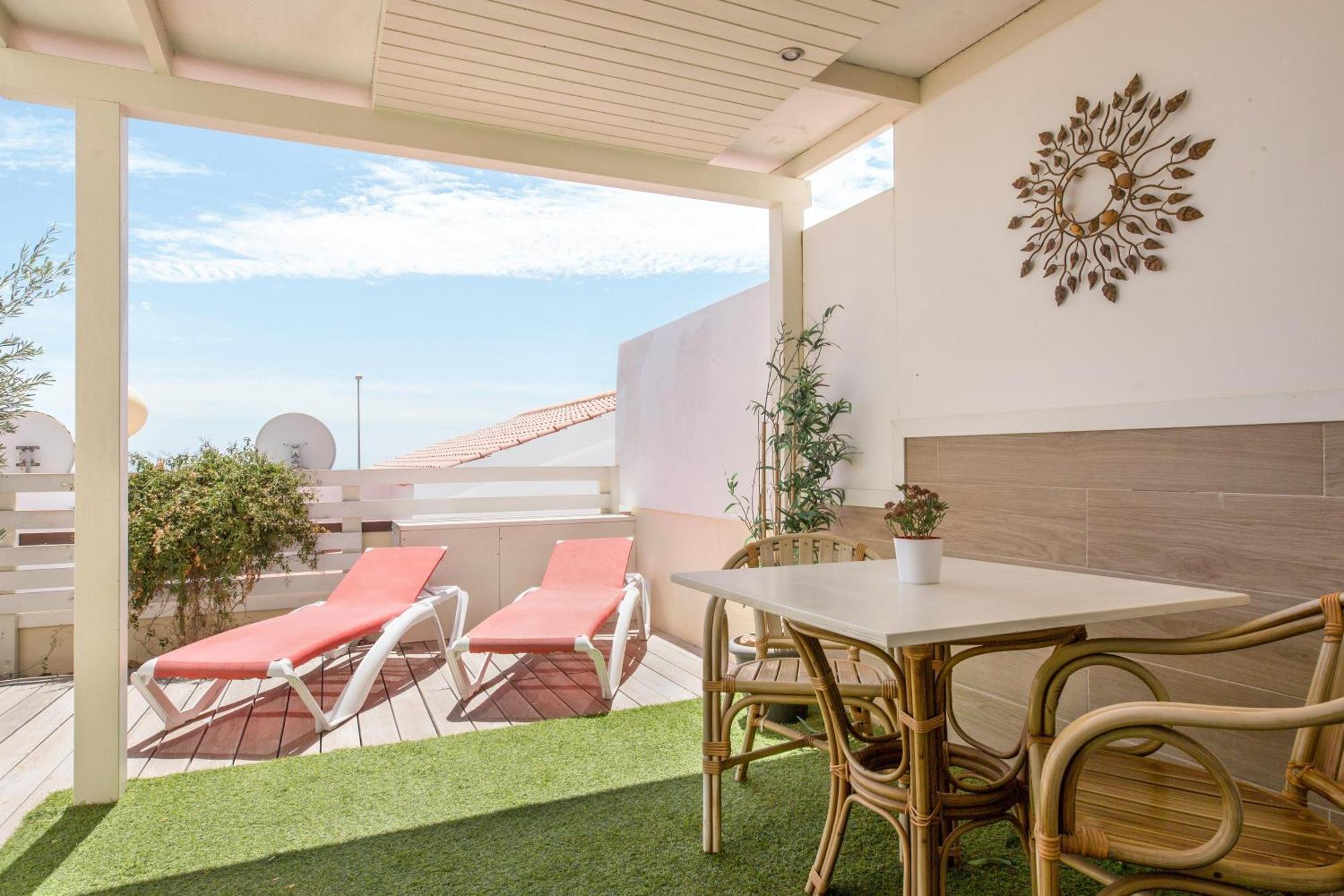 Caleta Deluxe Apartment