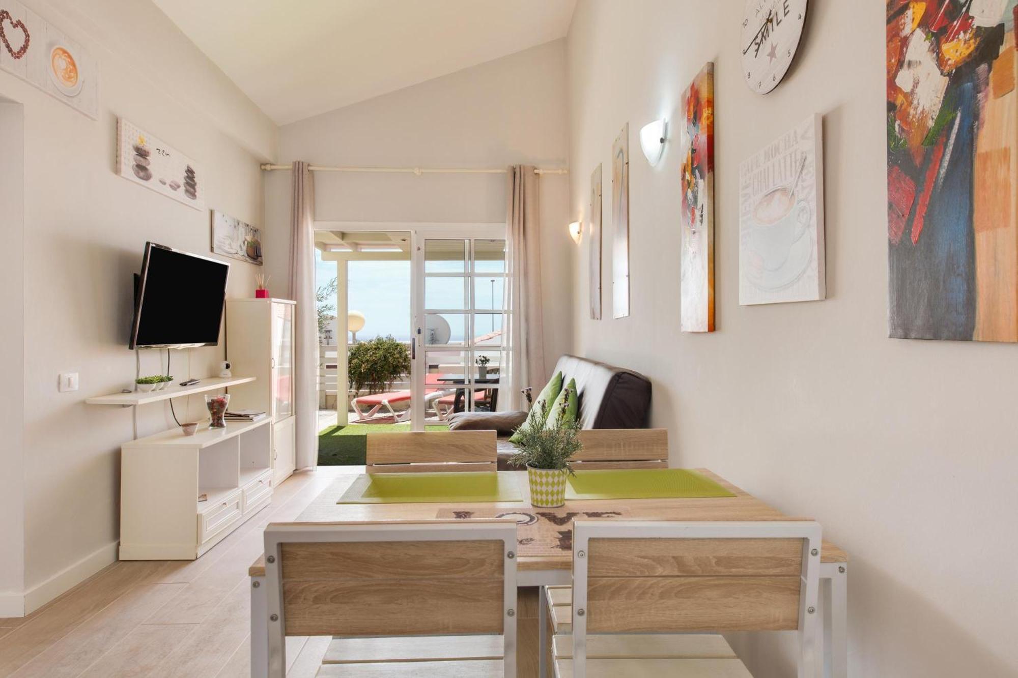 Appartamento Caleta Deluxe *