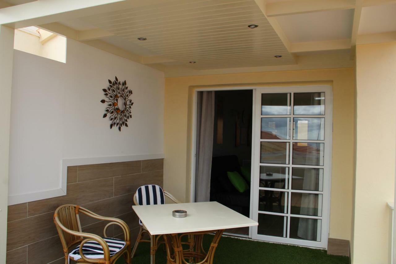 Caleta Deluxe Apartment